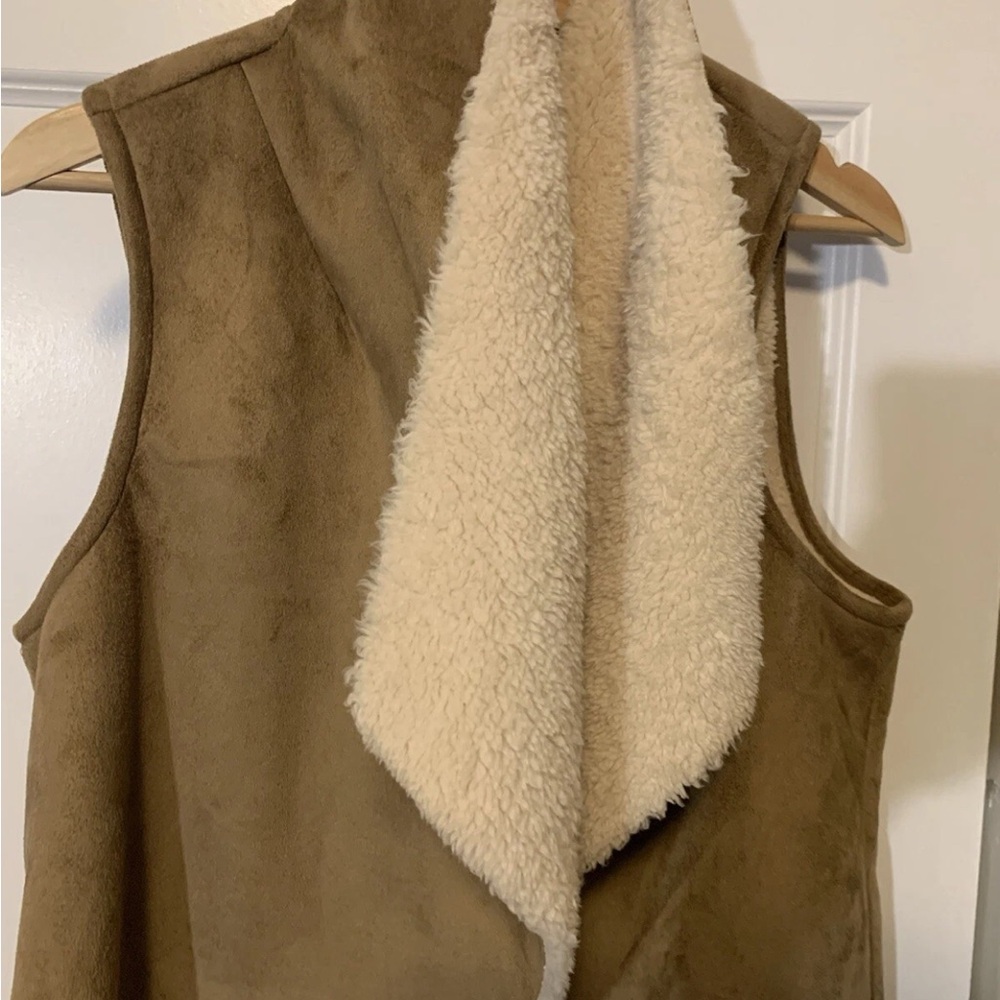Lauren Ralph Lauren womens sz L vest tan and Cream‎ vest Jacket - Picture 7 of 9